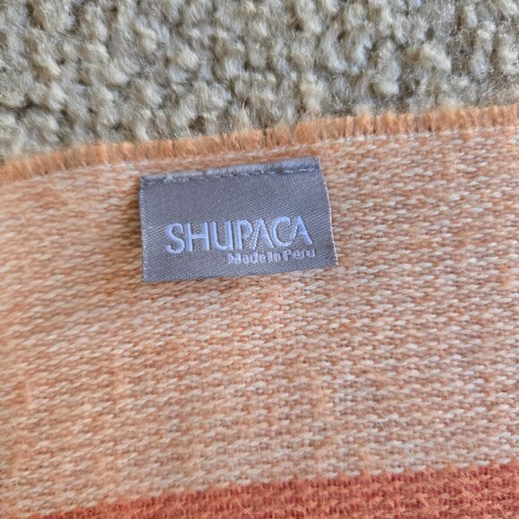 NWOT Pink Alpaca Scarf - Picture 4 of 9